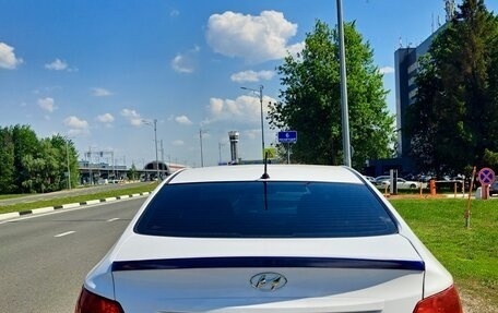Hyundai Solaris II рестайлинг, 2013 год, 580 000 рублей, 4 фотография