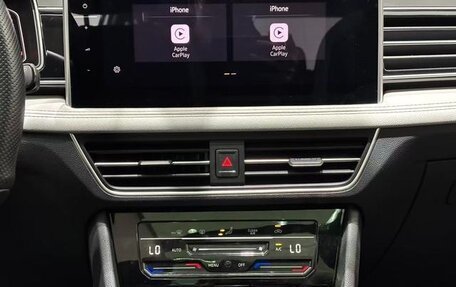 Volkswagen Tiguan II, 2022 год, 2 472 000 рублей, 7 фотография