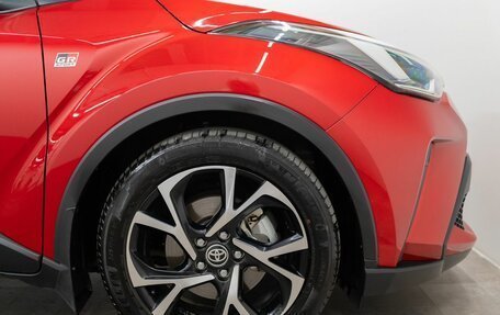 Toyota C-HR I рестайлинг, 2019 год, 2 050 000 рублей, 20 фотография