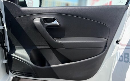 Volkswagen Polo VI (EU Market), 2017 год, 997 000 рублей, 23 фотография