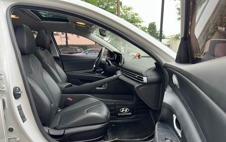Hyundai Elantra, 2023 год, 1 200 018 рублей, 11 фотография