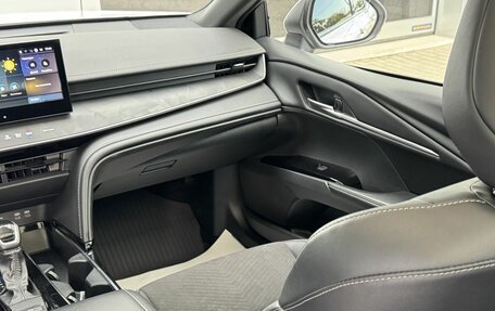 Toyota Camry, 2024 год, 3 770 000 рублей, 18 фотография
