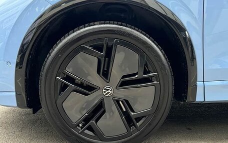 Volkswagen Tiguan, 2026 год, 4 000 333 рублей, 12 фотография