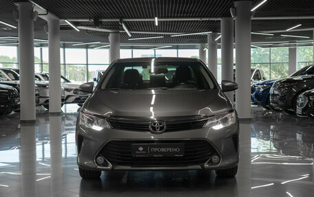 Toyota Camry, 2016 год, 2 080 000 рублей, 3 фотография
