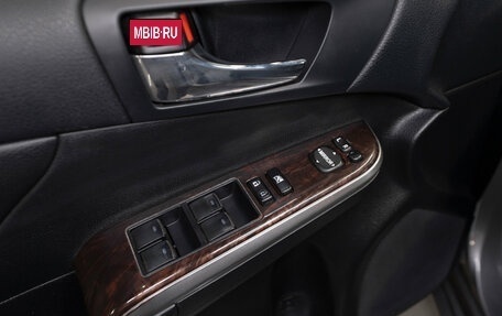 Toyota Camry, 2016 год, 2 080 000 рублей, 19 фотография