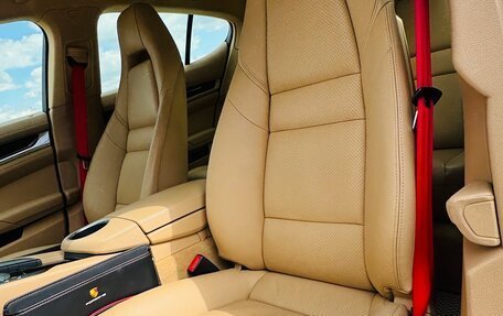 Porsche Panamera II рестайлинг, 2011 год, 3 430 000 рублей, 16 фотография