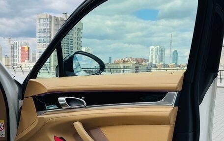 Porsche Panamera II рестайлинг, 2011 год, 3 430 000 рублей, 21 фотография
