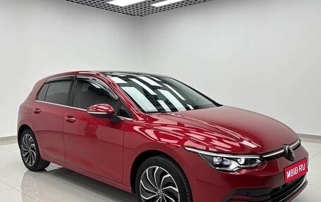 Volkswagen Golf VIII, 2023 год, 1 780 777 рублей, 1 фотография