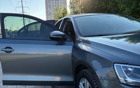 Volkswagen Jetta VI, 2012 год, 1 100 000 рублей, 3 фотография