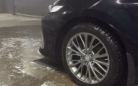 Toyota Camry, 2021 год, 2 800 000 рублей, 5 фотография