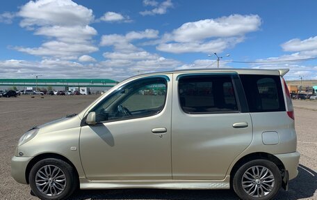 Toyota FunCargo, 2000 год, 445 000 рублей, 3 фотография