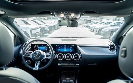 Mercedes-Benz GLA, 2026 год, 5 000 000 рублей, 13 фотография