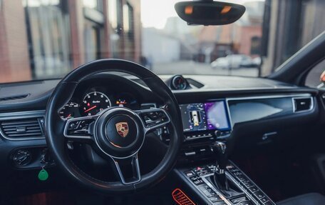 Porsche Macan I рестайлинг, 2014 год, 3 450 000 рублей, 31 фотография