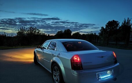 Chrysler 300C II, 2006 год, 1 000 000 рублей, 2 фотография