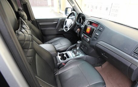 Mitsubishi Pajero IV, 2011 год, 1 695 000 рублей, 14 фотография