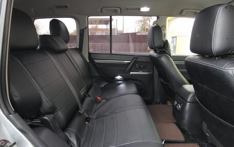 Mitsubishi Pajero IV, 2011 год, 1 695 000 рублей, 17 фотография