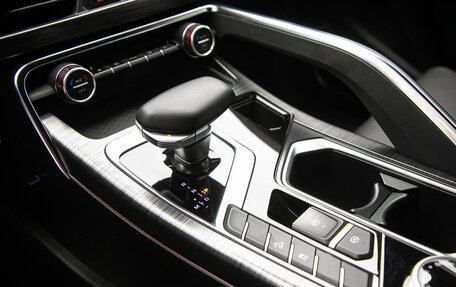 Geely Tugella FY11, 2023 год, 2 870 000 рублей, 12 фотография