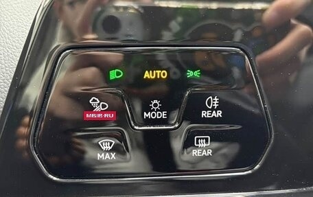 Volkswagen Golf VIII, 2023 год, 1 780 777 рублей, 12 фотография