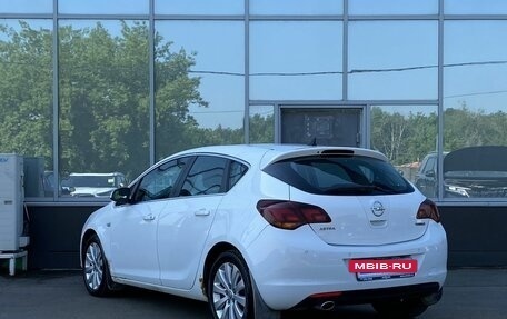 Opel Astra J, 2011 год, 799 000 рублей, 3 фотография