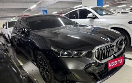 BMW 5 серия, 2025 год, 6 335 000 рублей, 2 фотография