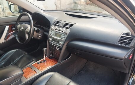Toyota Camry, 2008 год, 1 100 000 рублей, 12 фотография