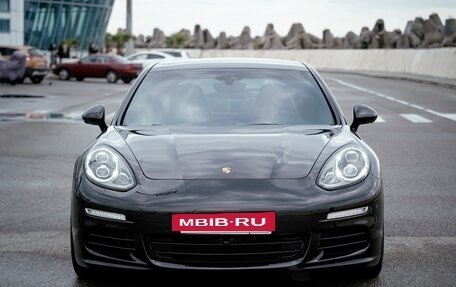 Porsche Panamera II рестайлинг, 2014 год, 3 900 000 рублей, 24 фотография
