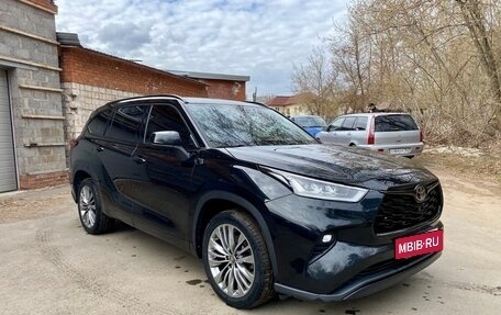 Toyota Highlander, 2024 год, 4 800 000 рублей, 5 фотография