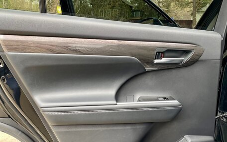 Toyota Highlander, 2024 год, 4 800 000 рублей, 14 фотография