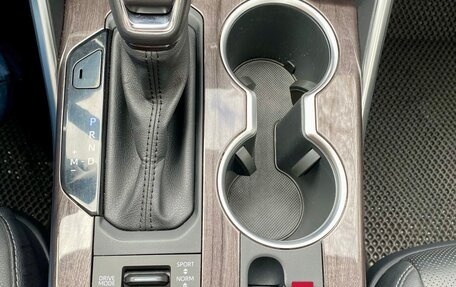 Toyota Highlander, 2024 год, 4 800 000 рублей, 24 фотография