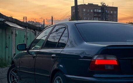 BMW 5 серия, 2002 год, 550 000 рублей, 3 фотография