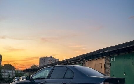 BMW 5 серия, 2002 год, 550 000 рублей, 2 фотография