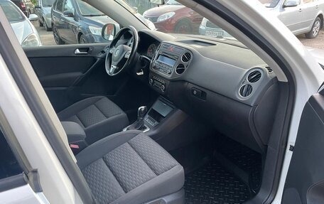 Volkswagen Tiguan I, 2011 год, 975 000 рублей, 3 фотография