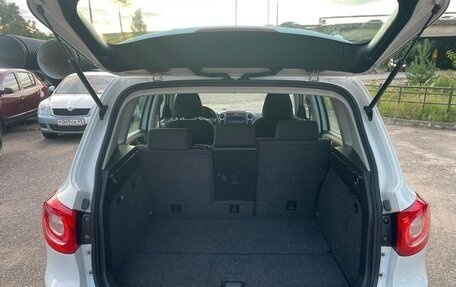Volkswagen Tiguan I, 2011 год, 975 000 рублей, 6 фотография