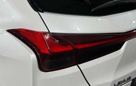 Lexus UX I, 2019 год, 2 650 000 рублей, 10 фотография