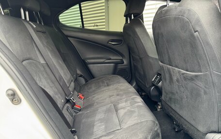 Lexus UX I, 2019 год, 2 650 000 рублей, 26 фотография