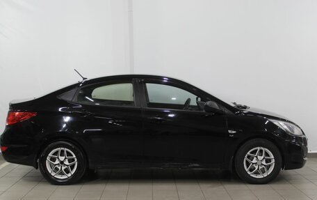 Hyundai Solaris II рестайлинг, 2013 год, 670 000 рублей, 6 фотография