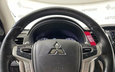 Mitsubishi Pajero Sport III рестайлинг, 2018 год, 2 667 000 рублей, 13 фотография