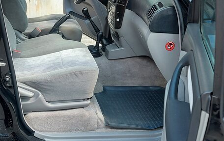 Toyota Land Cruiser 100 рестайлинг 2, 2006 год, 2 700 000 рублей, 5 фотография