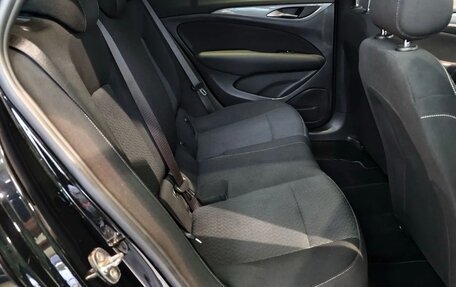 Opel Insignia II рестайлинг, 2019 год, 1 269 000 рублей, 13 фотография