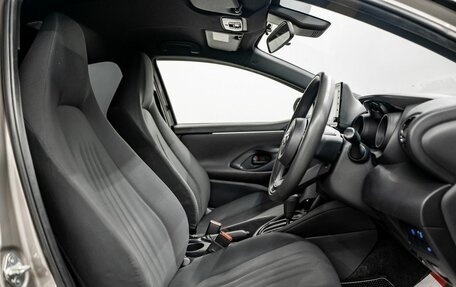 Toyota Yaris, 2020 год, 1 137 000 рублей, 5 фотография