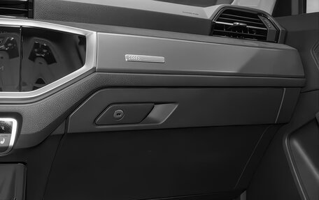 Audi Q3, 2023 год, 2 718 000 рублей, 11 фотография