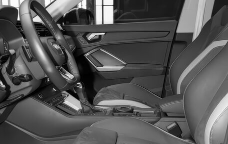 Audi Q3, 2023 год, 2 718 000 рублей, 14 фотография