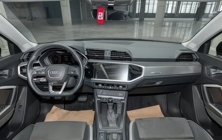 Audi Q3, 2023 год, 2 718 000 рублей, 10 фотография