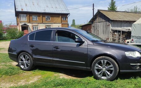Volkswagen Passat B6, 2005 год, 590 000 рублей, 4 фотография