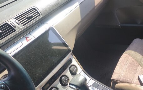 Volkswagen Passat B6, 2005 год, 590 000 рублей, 18 фотография