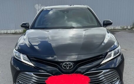 Toyota Camry, 2018 год, 2 750 000 рублей, 2 фотография