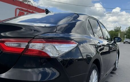 Toyota Camry, 2018 год, 2 750 000 рублей, 10 фотография