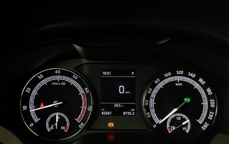 Skoda Karoq I, 2022 год, 2 700 000 рублей, 17 фотография