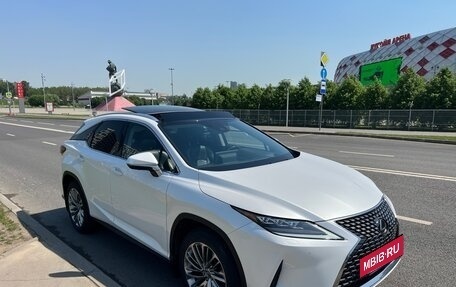 Lexus RX IV рестайлинг, 2020 год, 6 300 000 рублей, 4 фотография