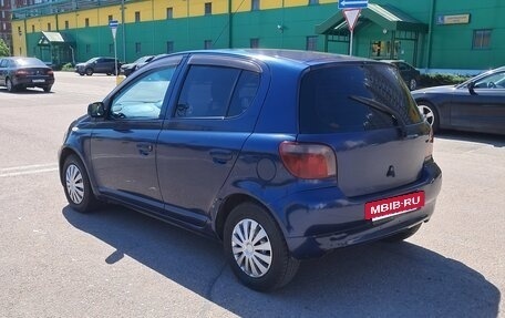 Toyota Vitz, 2000 год, 235 000 рублей, 9 фотография